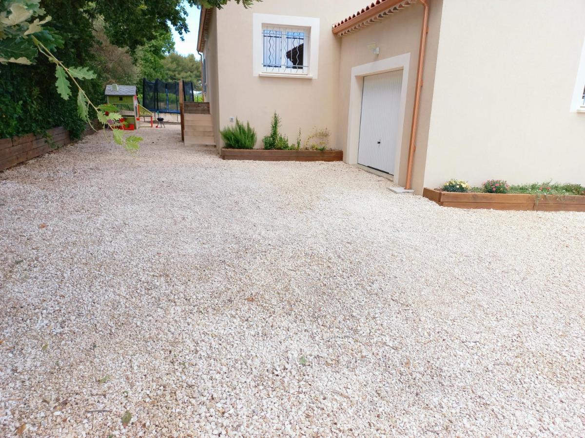 Charmante villa dans un village paisible aux portes d'Uzès et des Cévennes Saint-Hippolyte-de-Caton Exterior foto
